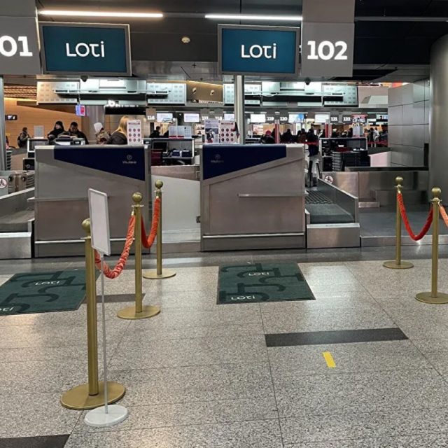 https://www.travelint.ru/wp-content/uploads/2019/12/black-jet-regist-640x640.jpg