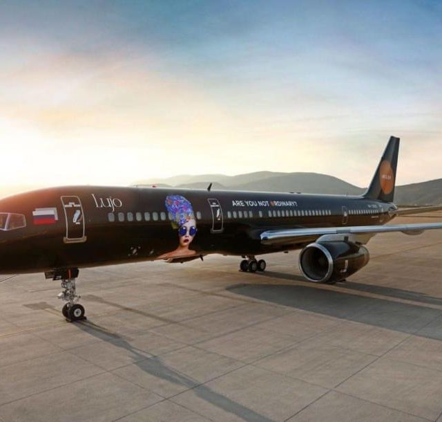 Black jet